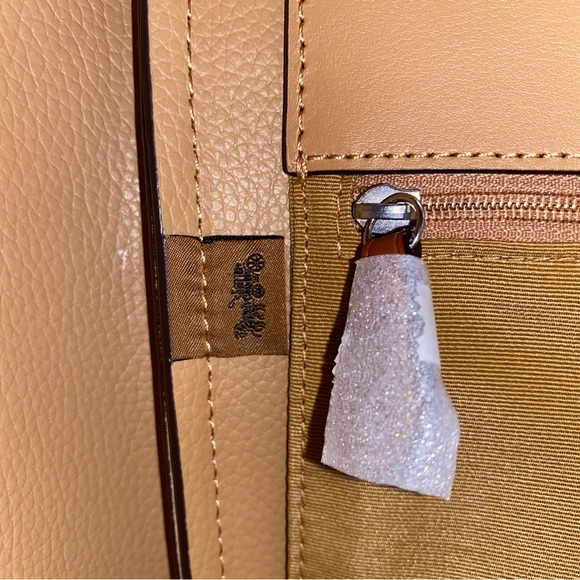 Coach 🤍 suede Tote bag New - Picture 6 of 11